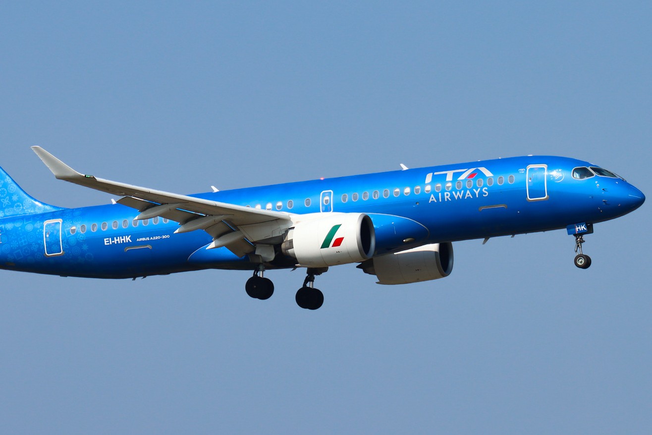 Aviation Capital Group delivers first A220-300 to new customer ITA Airways