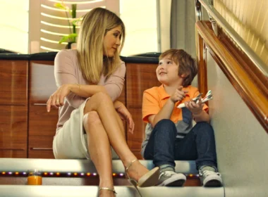 Jennifer Aniston Emirates campaign