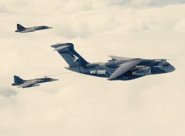 KC 390 and Gripen aerial refueling