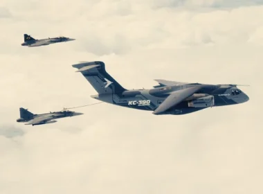 KC-390 and Gripen aerial refueling