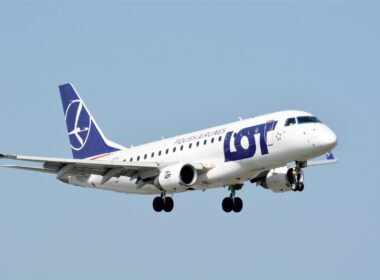 LOT Airlines Embraer E170