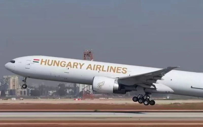 AerCap delivers first Boeing 777 300ERSF to Fly Met