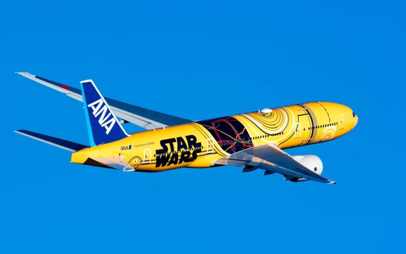 All Nippon Airway Star Wars C 3PO livery JA743A Boeing 777 200ER