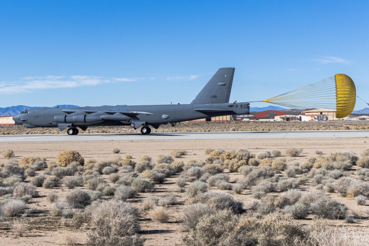 B 52 Stratofortress completes ferry flight after radar modification B 52 Stratofortress completes ferry flight after radar modification