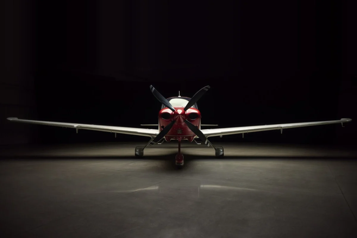 Cirrus SR G7 Plus Exterior Front View Cirrus SR G7 Plus Exterior Front View