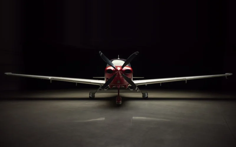 Cirrus SR G7 Plus Exterior Front View