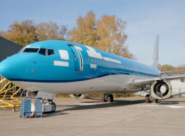 KLM retired Boeing 737-800