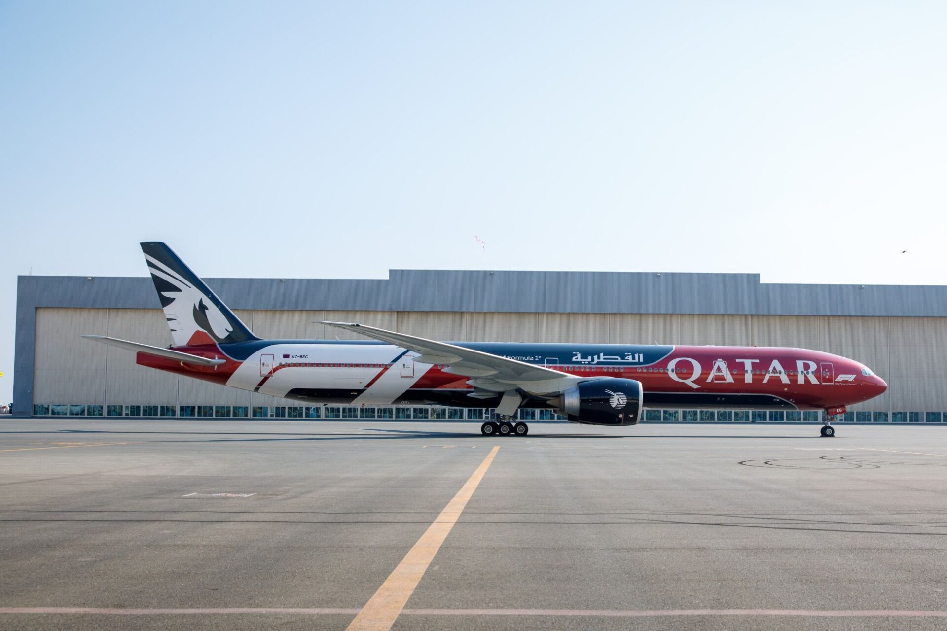 Qatar Airways debuts Formula 1-themed B777 livery designed by Swizz Beatz