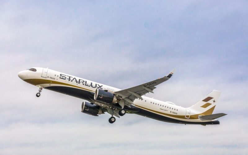 STARLUX A321