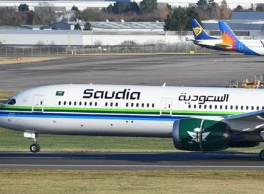 Saudia Boeing 787 Birmingham Airport