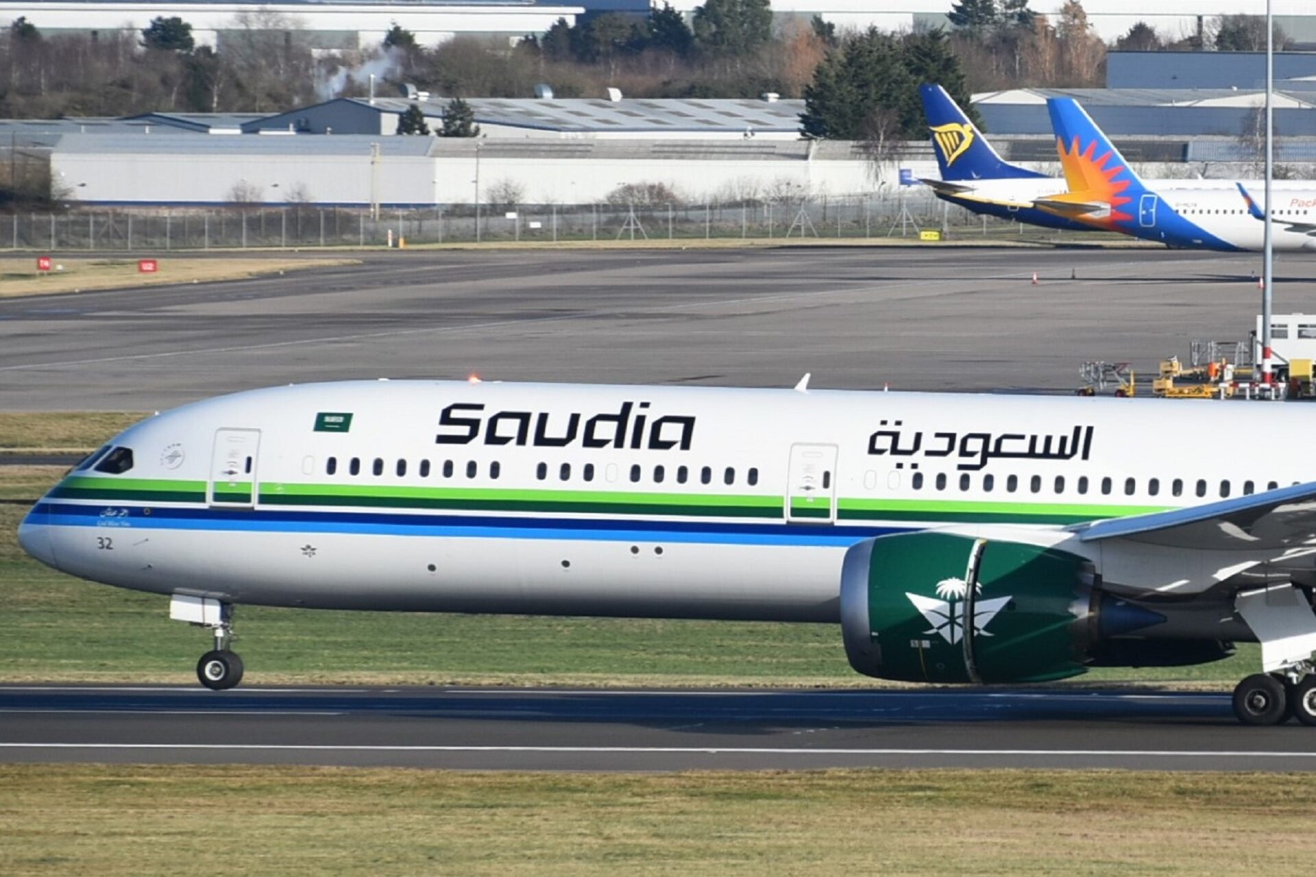 Saudia in talks over major Boeing & Airbus aircraft order: report