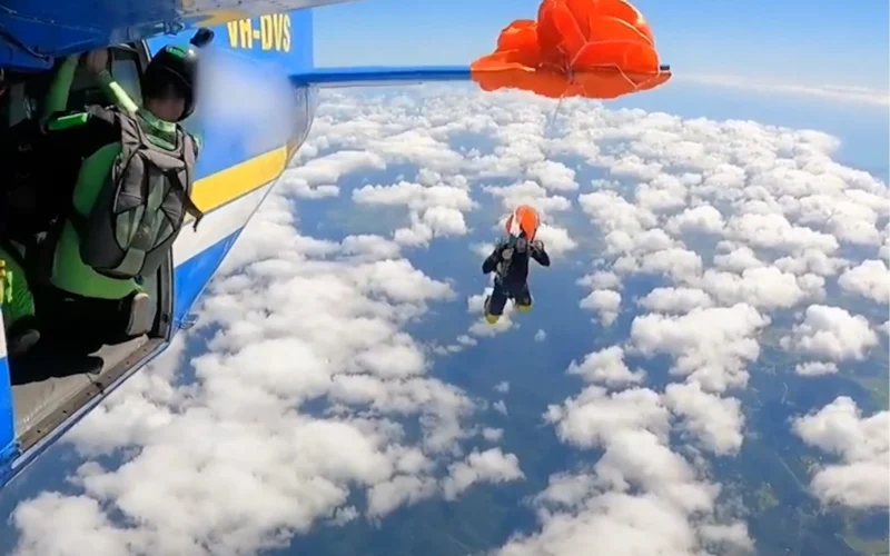 skydiver