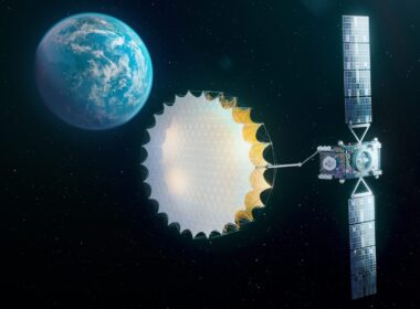 25_03_05_Satellite_Vertical-1536x1536