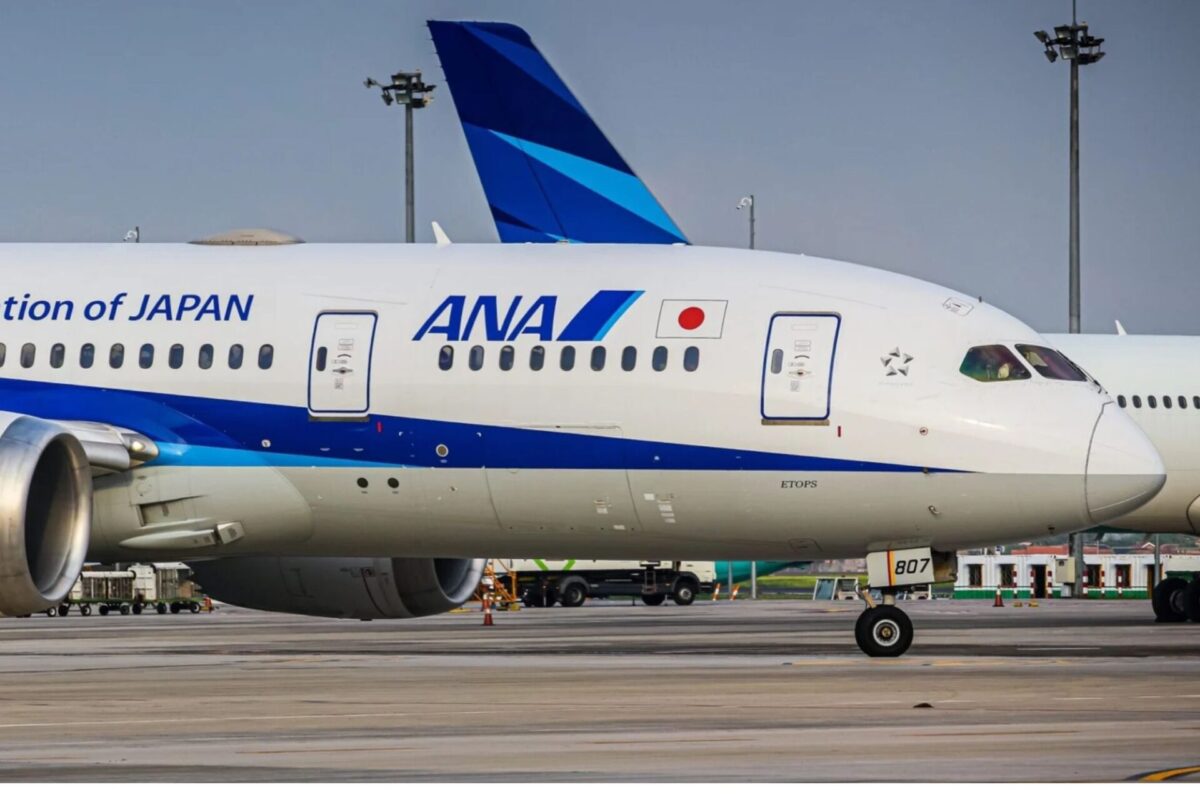 ANA 787
