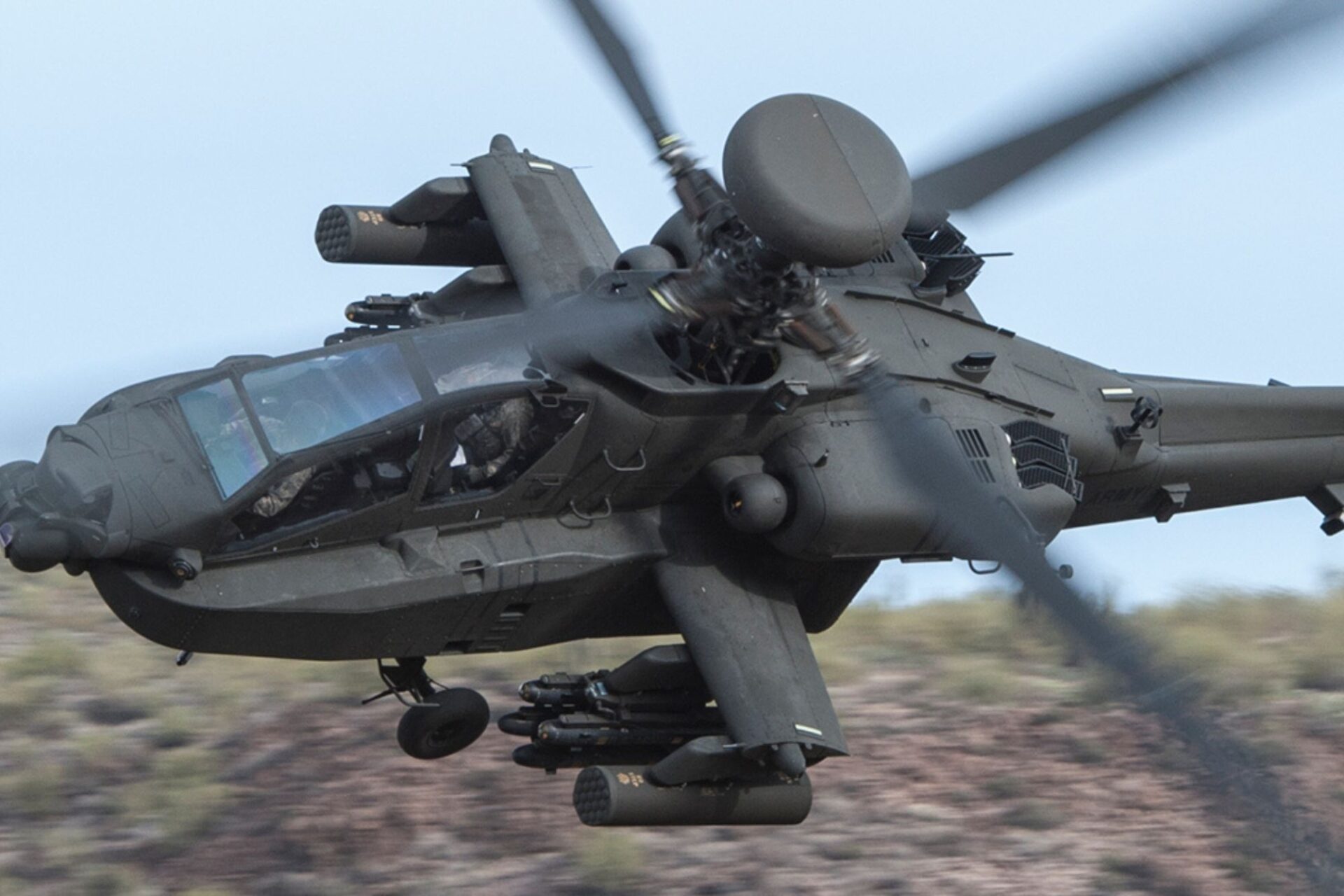 US military awards Boeing $2.7 billion contract for Apache support services