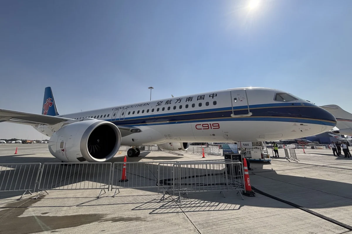 COMAC C919 COMAC C919