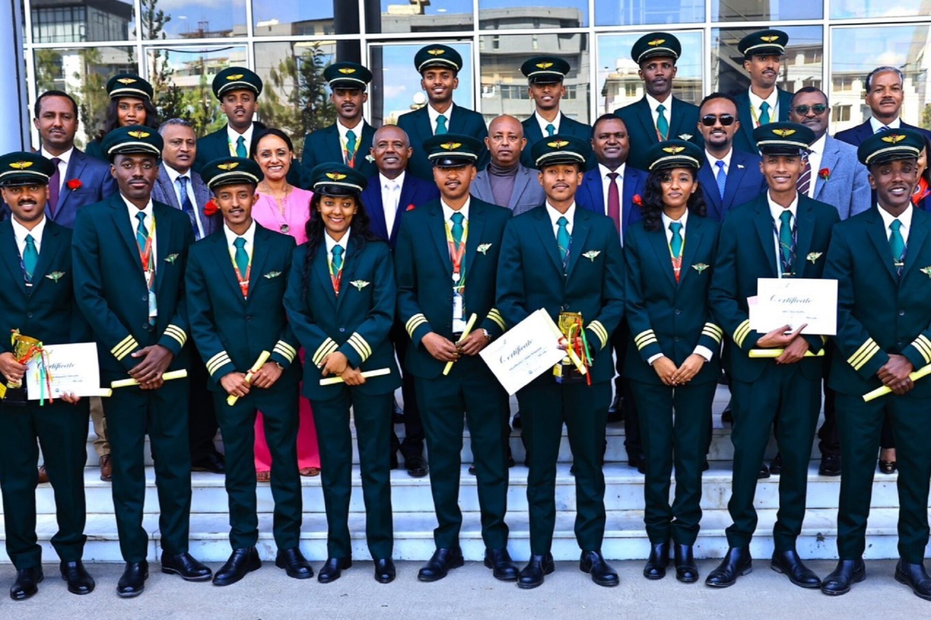 Ethiopian Airlines: 457 aviation professionals, including 58 pilots, graduate