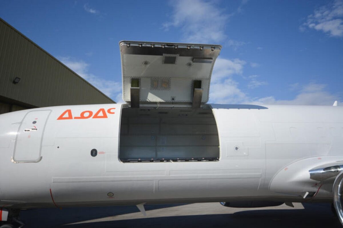 KF Aerospace Boeing 737 800 combi conversion 