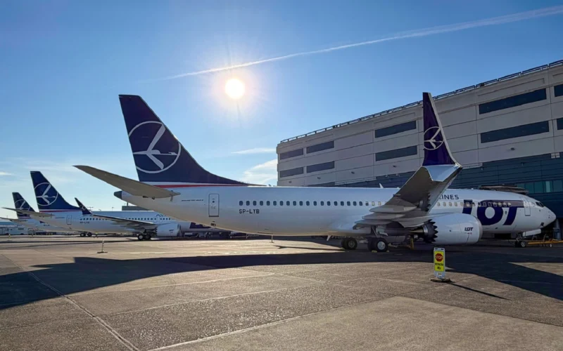 LOT Polish Airlines Boeing 737 MAX 8