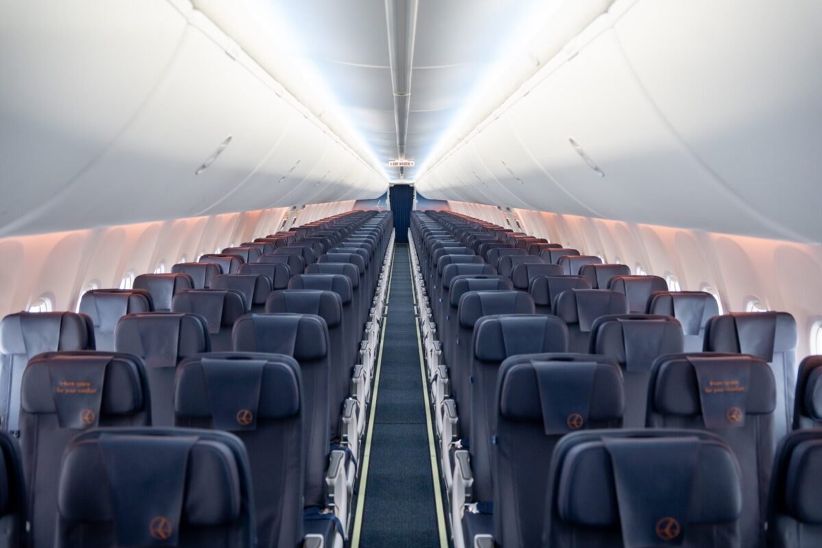 LOT Polish Airlines Boeing 737 MAX 8 