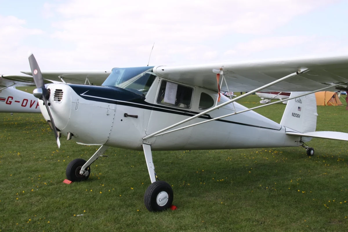 N2106V Cessna