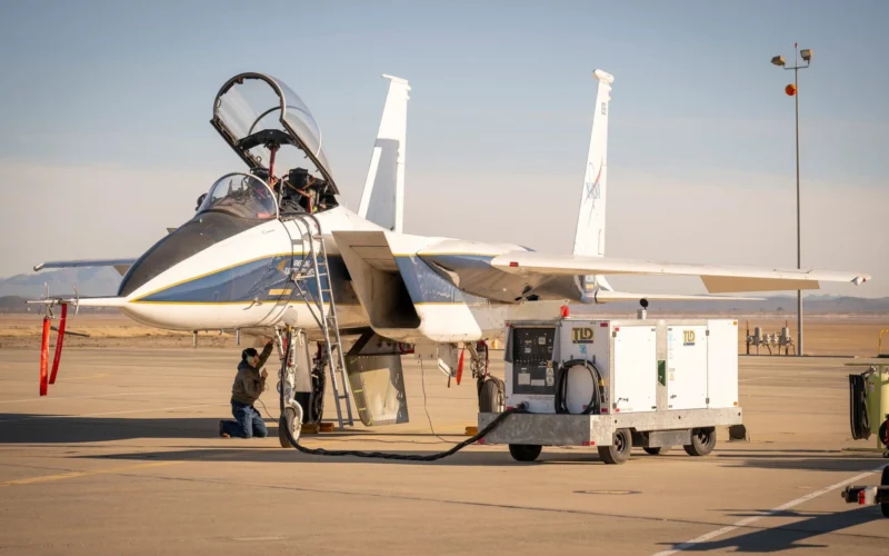 NASA F 15 research aircraft