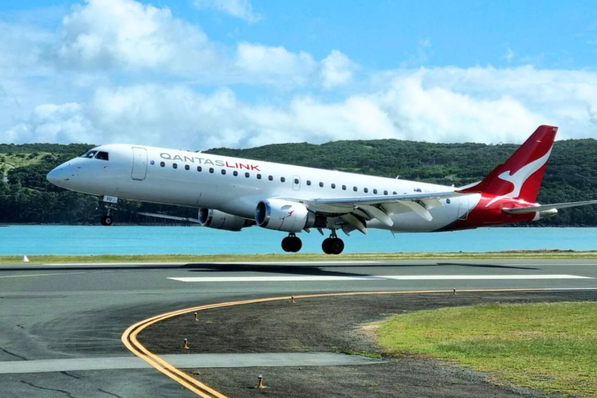 Qantas E190