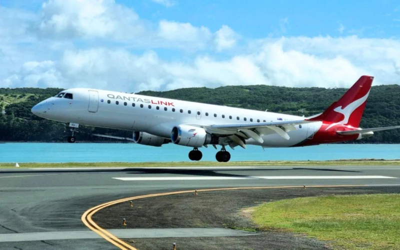 Qantas E190