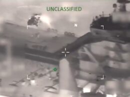 SH 60 Seahawk deploy soldiers on Sophia tanker in the Caribbean