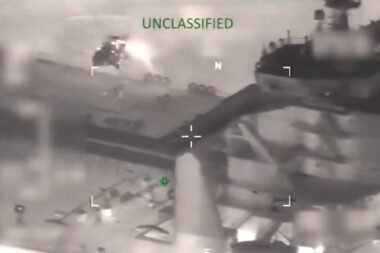 SH 60 Seahawk deploy soldiers on Sophia tanker in the Caribbean