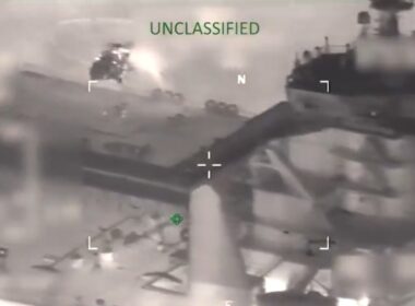 SH-60 Seahawk deploy soldiers on Sophia tanker in the Caribbean