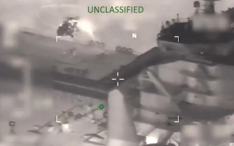 SH 60 Seahawk deploy soldiers on Sophia tanker in the Caribbean
