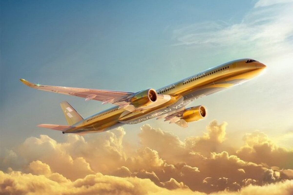 STARLUX AIRSORAYAMA LIVERY Airbus A350 1000 STARLUX AIRSORAYAMA LIVERY Airbus A350 1000