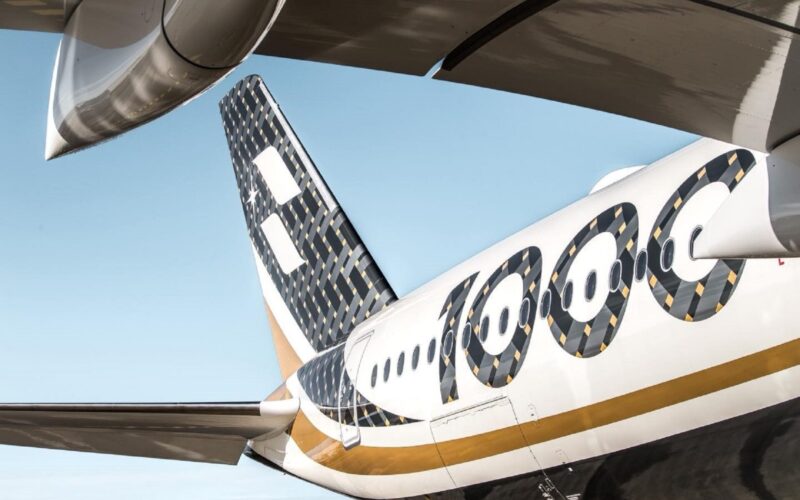 Starlux Airbus A350 1000