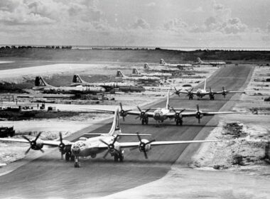 Tinian_Northern-Mariana-Islands-USAF-B-29s-West_Field_1945_US-Air-Force-photo