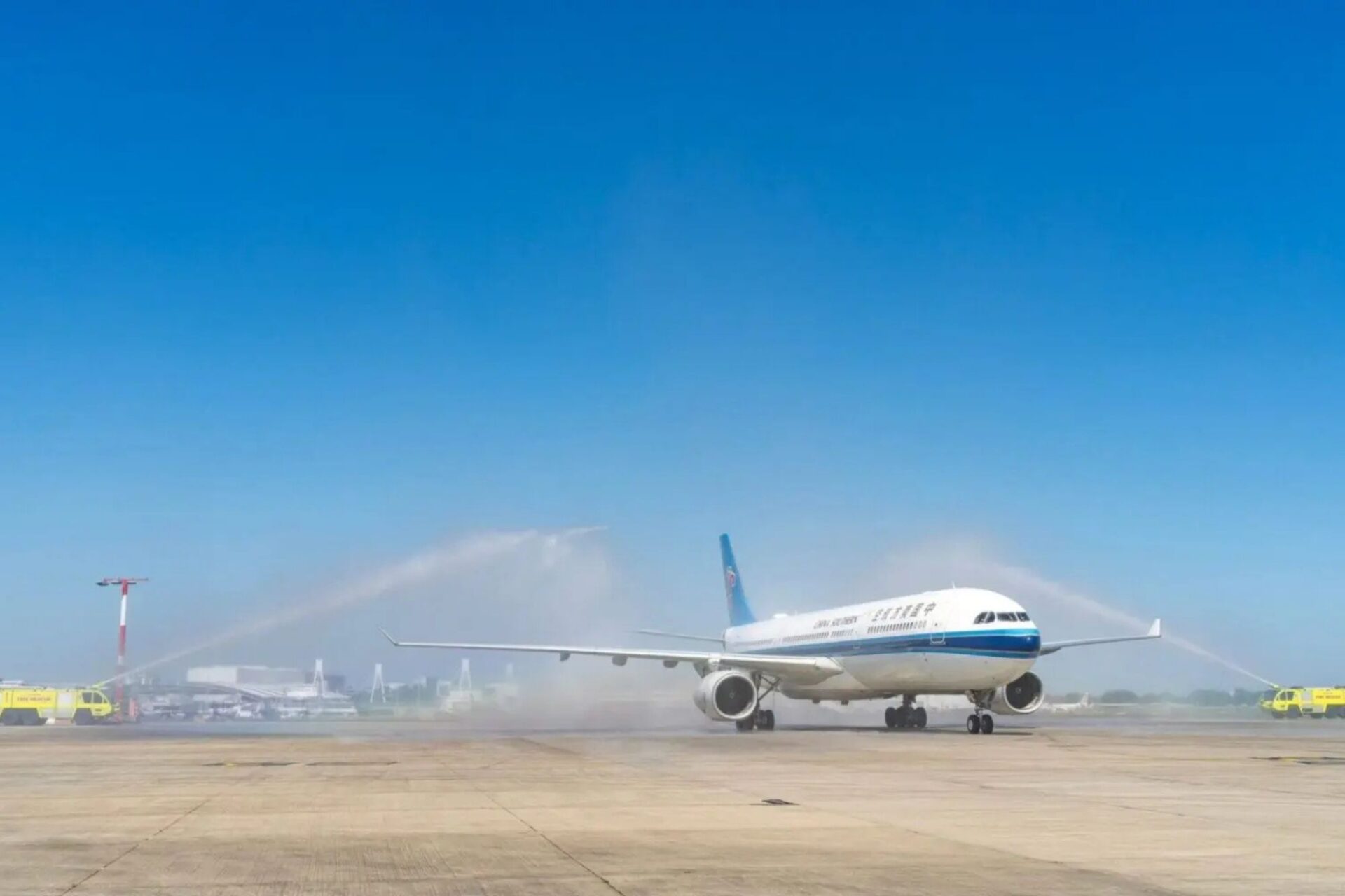China Southern offers free transit stays for Australian travelers amid expansion