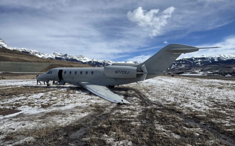 private-runway-crash-telluride-2