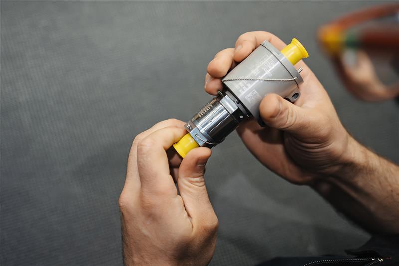 How MROs manage and prevent AOGs How MROs manage and prevent AOGs