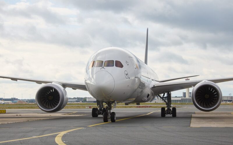 Lufthansa Boeing 787 9