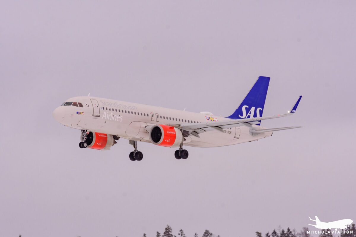 Scandinavian Airlines SAS SE ROM Airbus A320neo