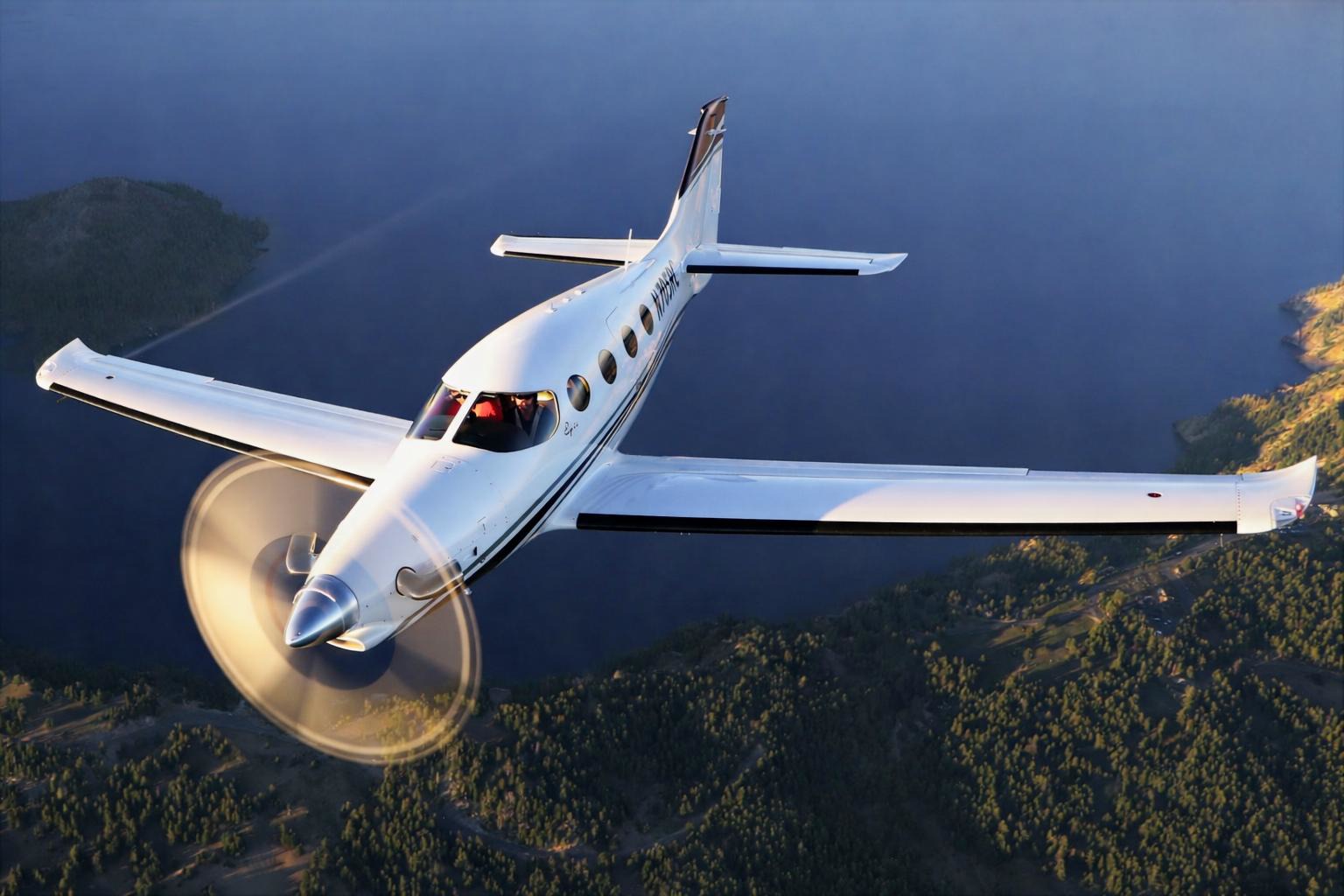 Four killed in Epic E1000 crash in Steamboat Springs, Colorado