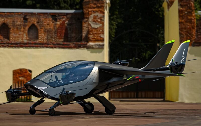 AIR ONE On the Ground AIR_ONE_On_the_Ground