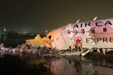 Air Canada Jazz CRJ750 C GNJZ collision
