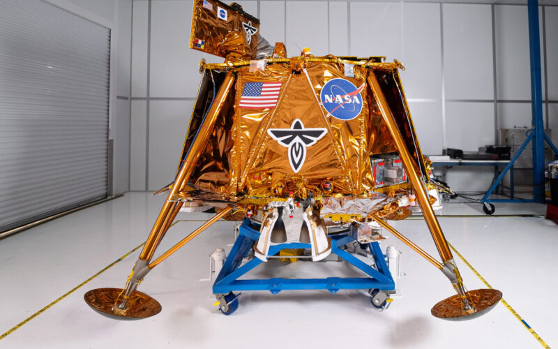 BGM1_GlamourShot_12_5-002-scaled