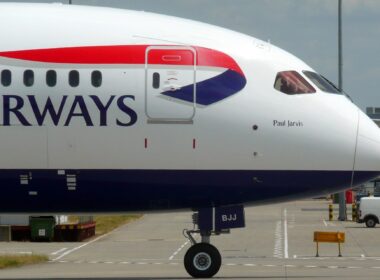 British Airways Boeing 787-8 Dreamliner G-ZBJJ