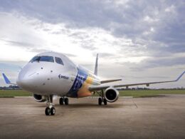 Embraer E175