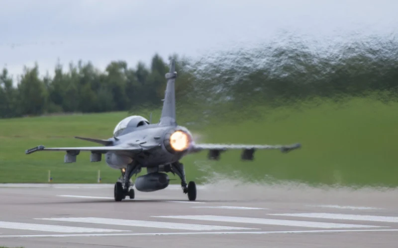 Saab Gripen takeoff