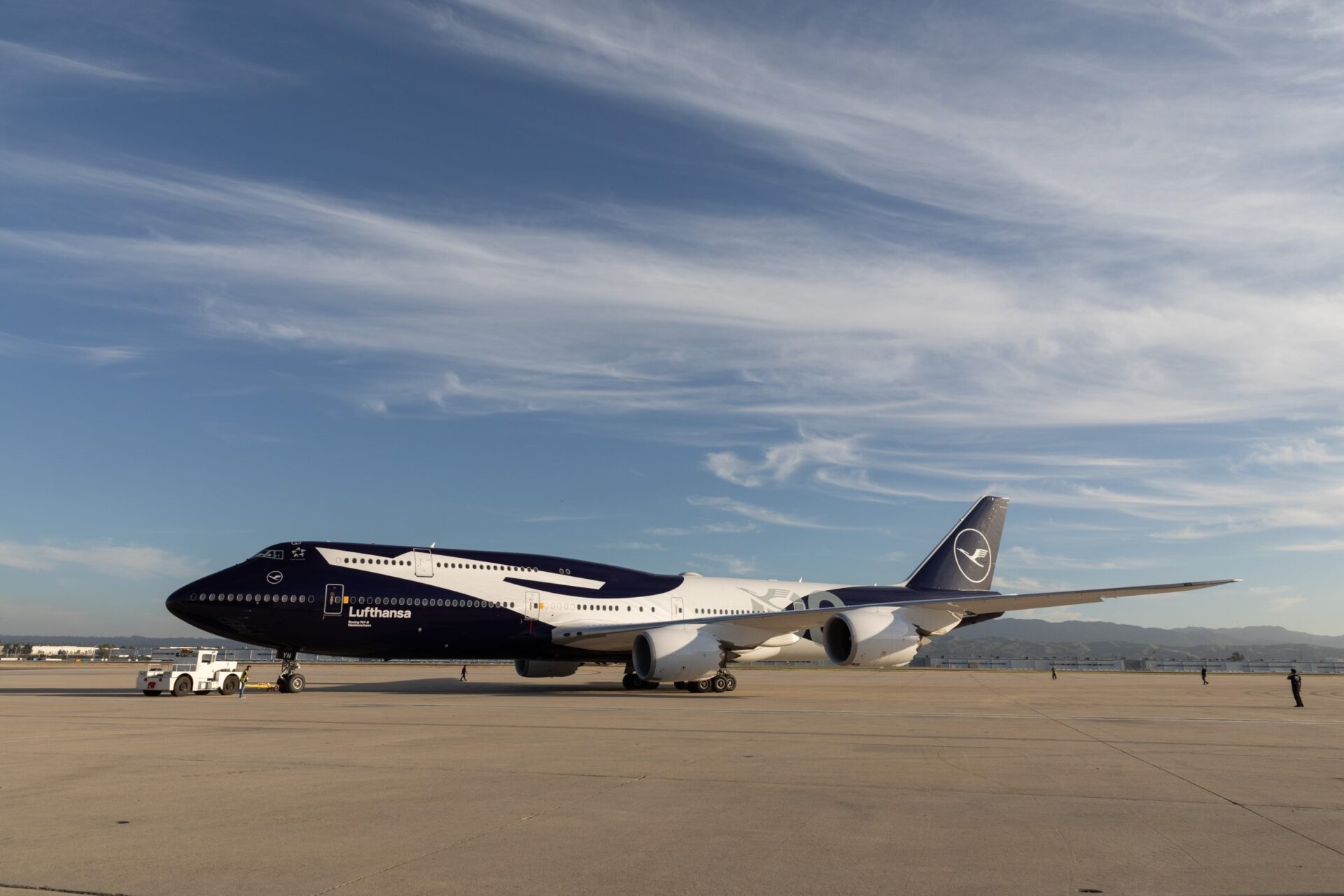 TDR80改 Lufthansa 747 becomes latest iconic jet to feature XXL Crane