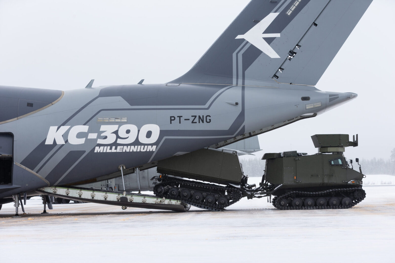 Embraer KC-390 completes cold weather demo in Sweden
