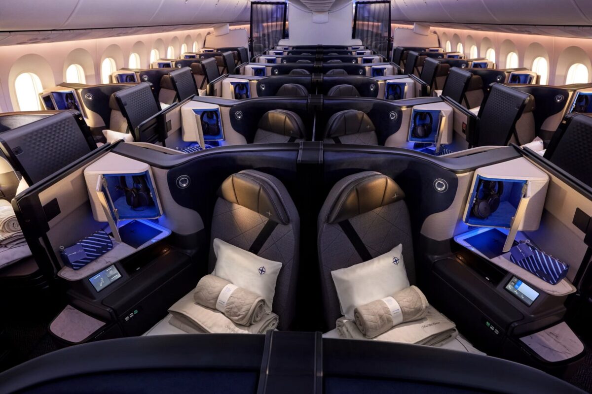 United Airlines Boeing 787 9 elevated Polaris cabin